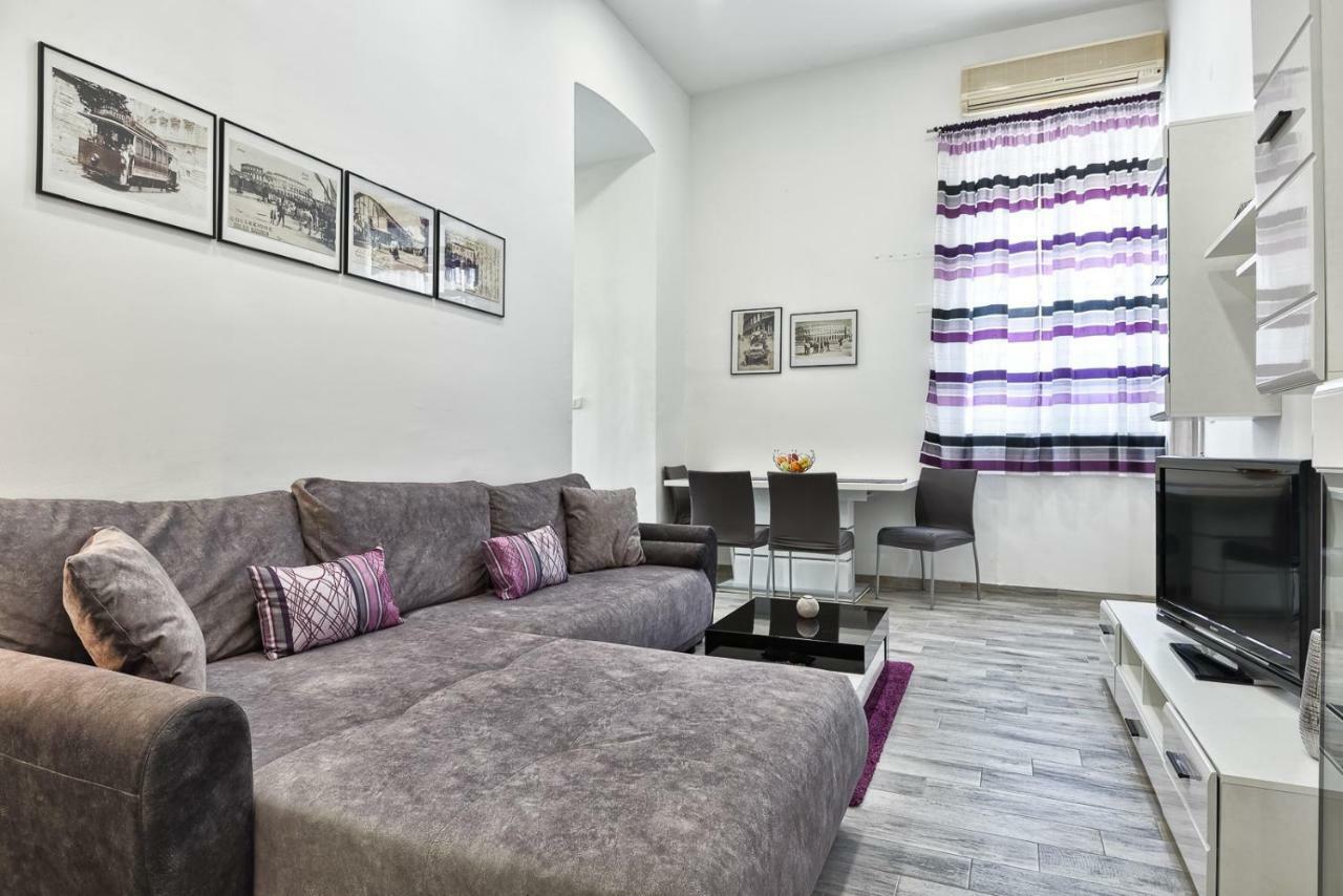 Apartment 20M From Arena Pula Dış mekan fotoğraf